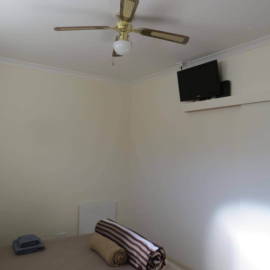 Cape Oasis Guesthouse Bloubergstrand Buitenkant foto